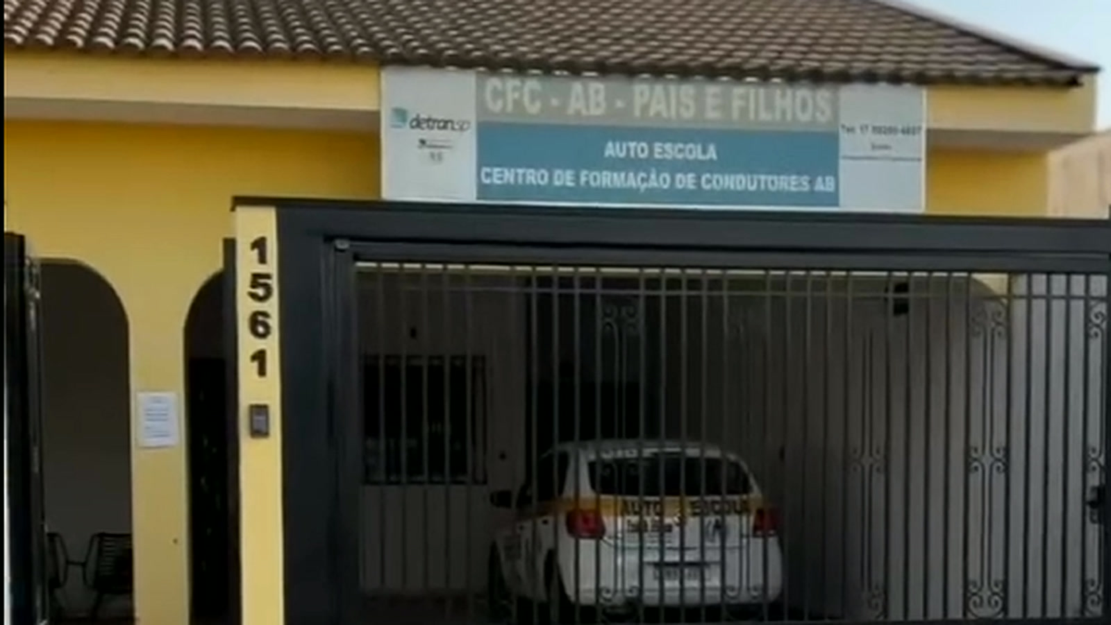 Fachada da CFC Pais & Filhos na Rua Santa Cruz, 1561